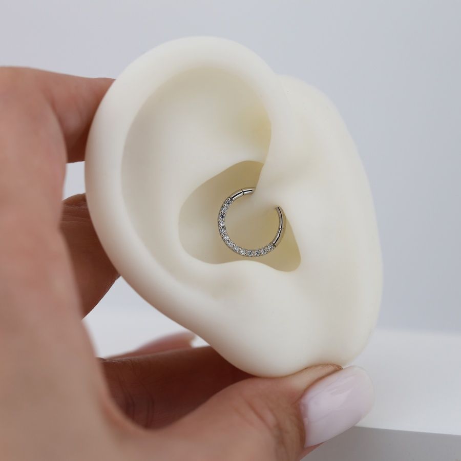 Золотая Cерьга-кликер для прокола Дейс (Daith) White Solya